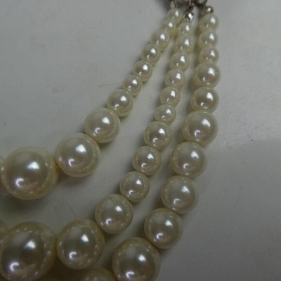 Triple Multi Strand Graduated Round Faux Pearl Beaded Rhinestone Bib Necklace - Picture 5 of 9